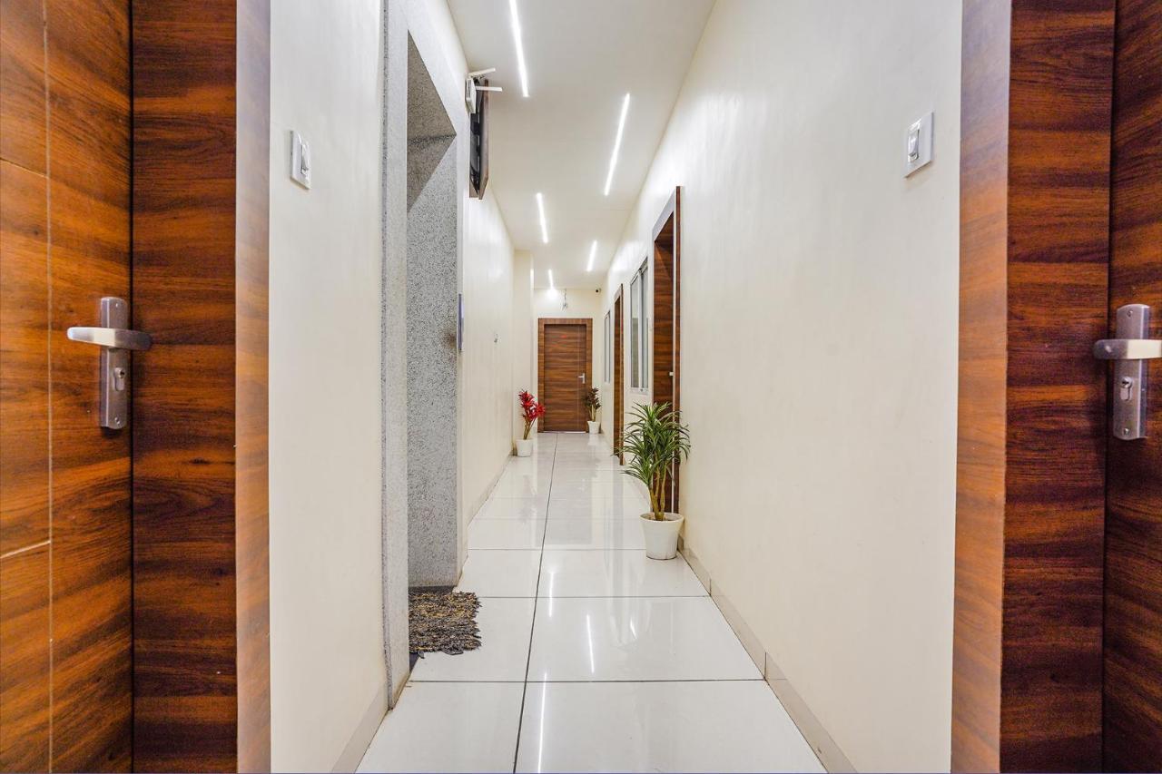 Fabhotel Sukh Vilas Indore Exterior foto